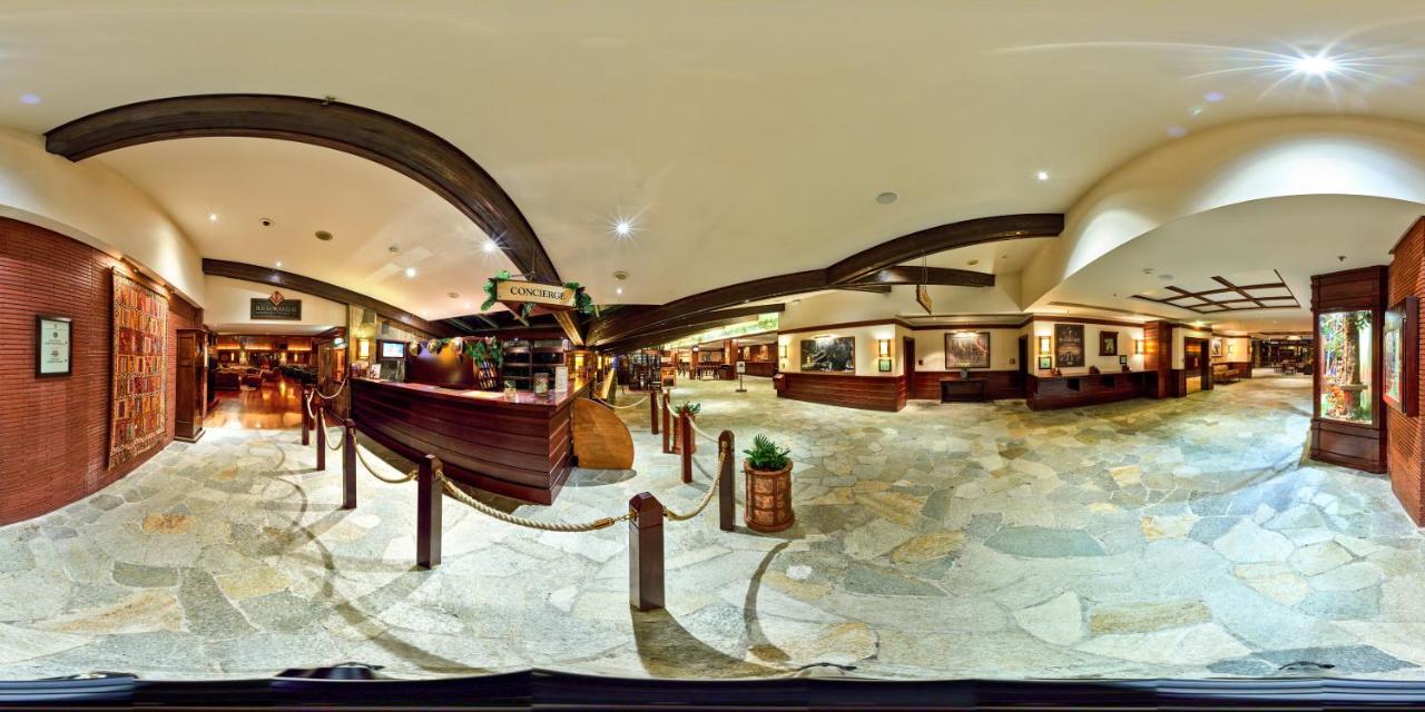 Hotel Sequoia