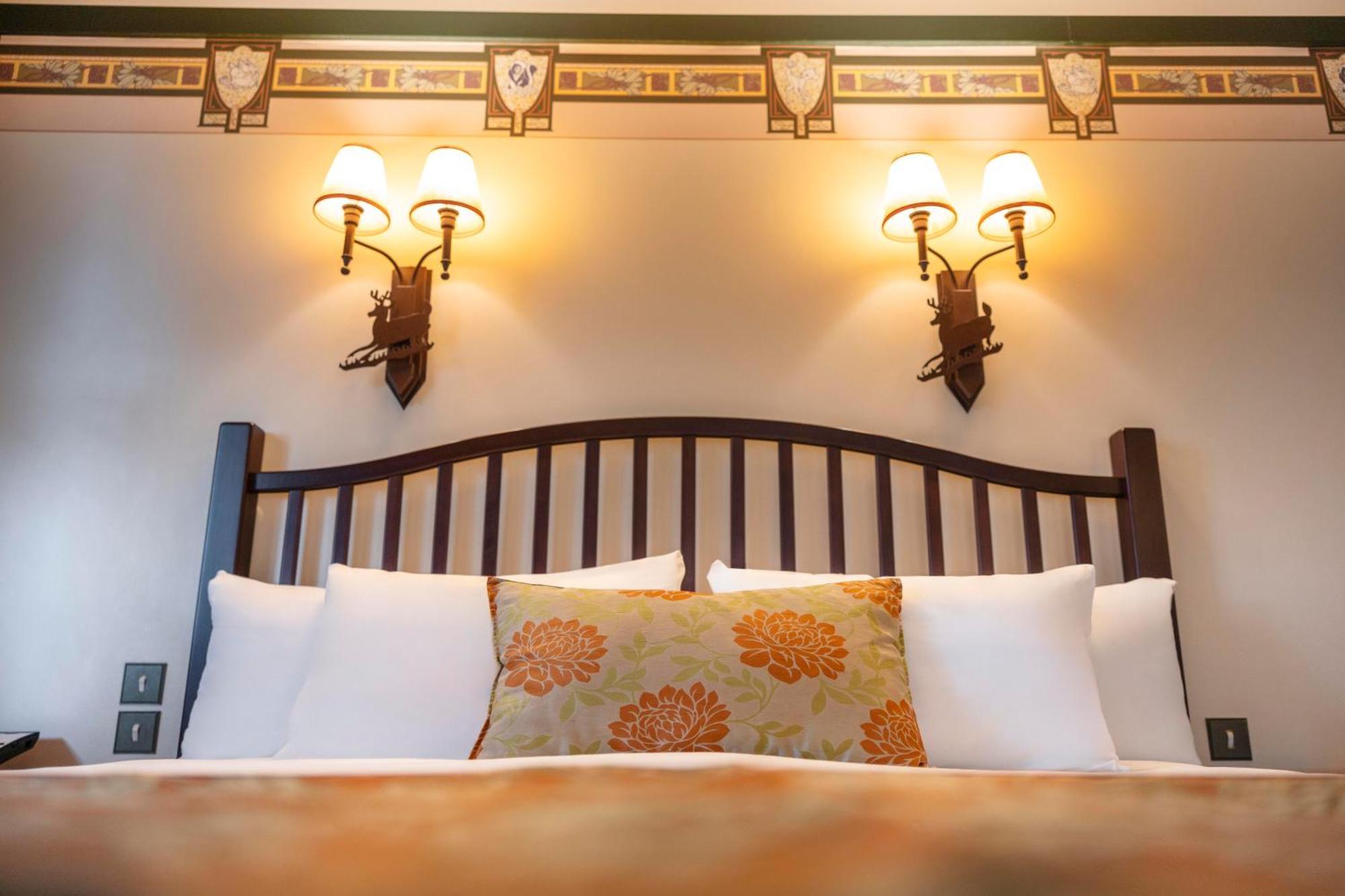 Sequoia Hotel