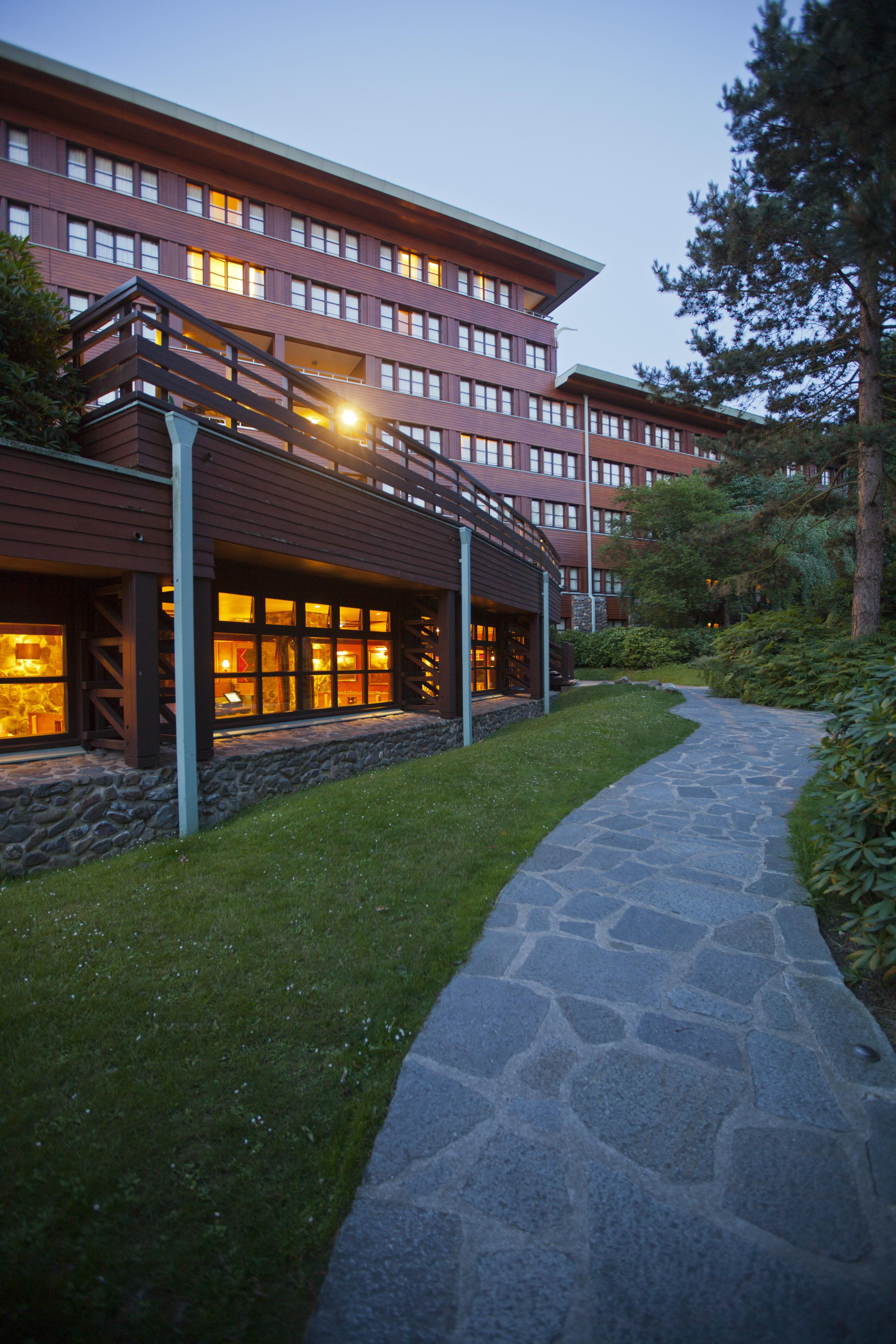 Sequoia Hotel 3*