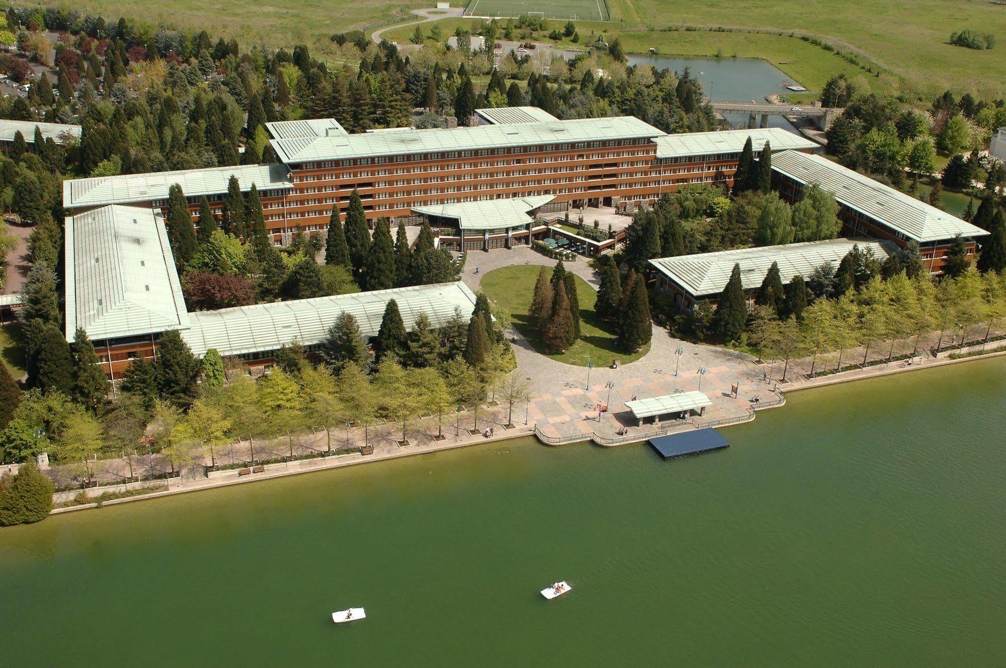 Sequoia Hotel